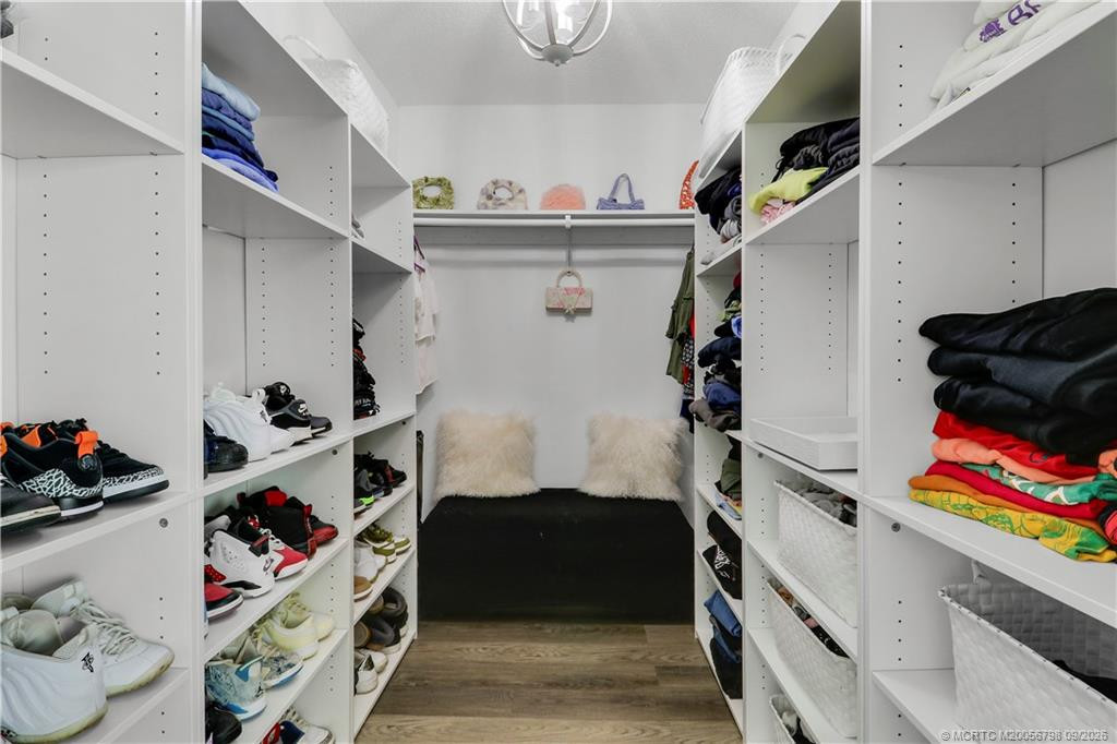 Primary Walk in Closet