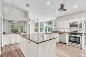 2203 NW Seagrass Drive, Palm City, FL 34990