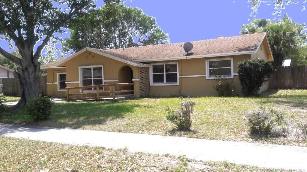 Property photo for 1125 Hemlock Circle, Fort Pierce, FL 34947