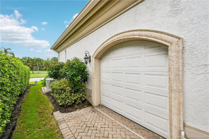 1 Car Garage off Owners Suite