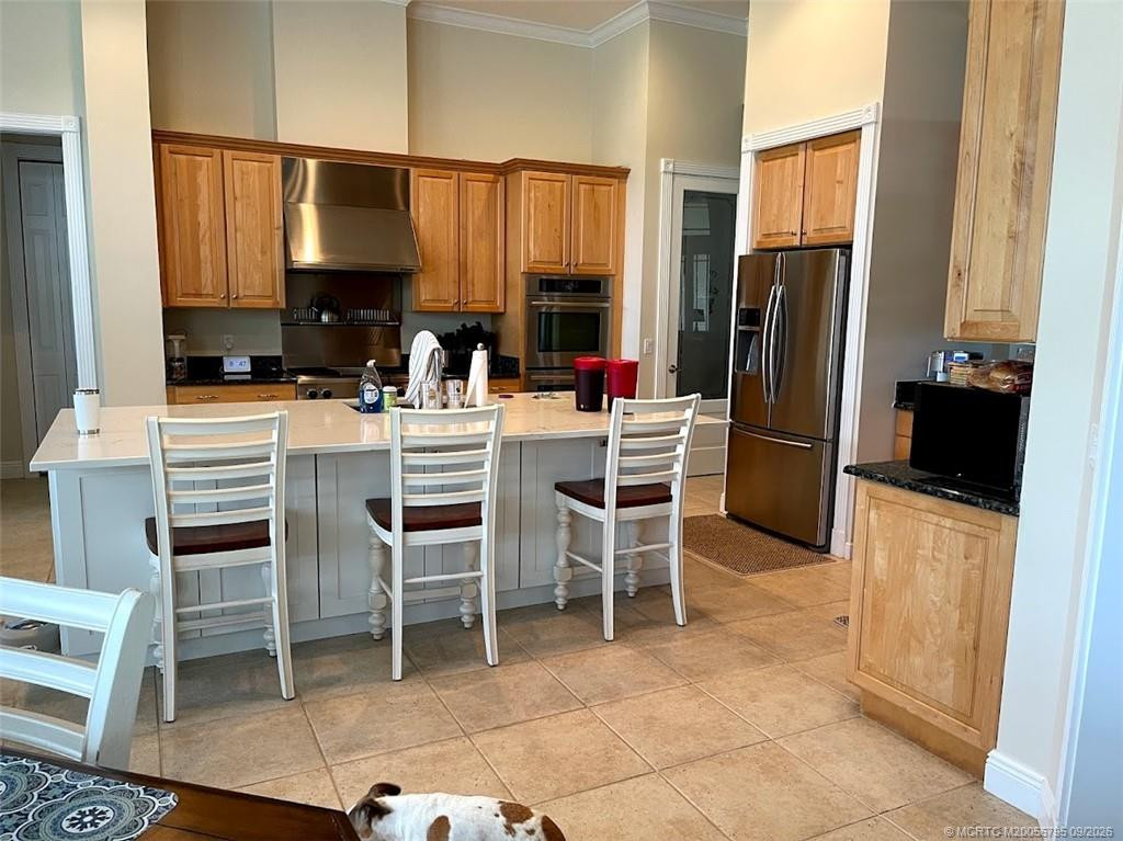 Kitchen island