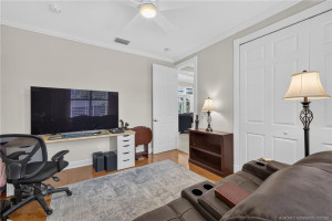 Guest bedroom 2