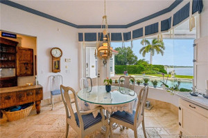 Breakfast Nook