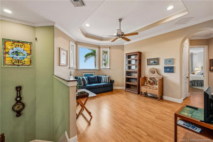 2nd Floor - Sitting Room/Loft