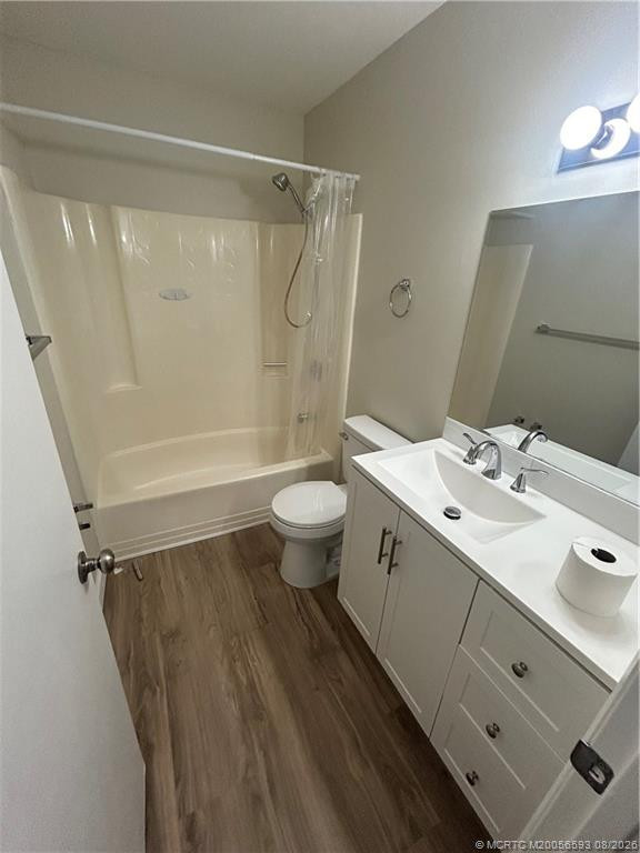 4015 NW Cinnamon Tree Circle, Jensen Beach FL - photo 10 of 16