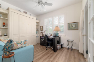 Murphy Bed in den