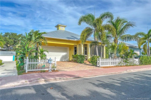 412 SW Akron Avenue, Stuart, FL 34994