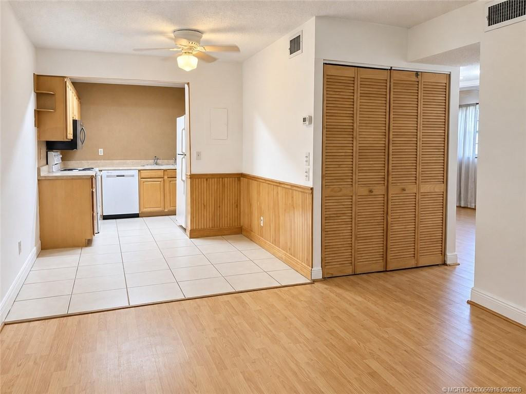 Photo 4 at 2155 SE Edler Drive, Stuart