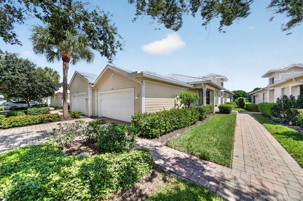 Photo 2 at 4531 SE Bridgetown Court, Stuart