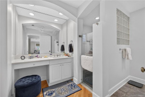 Owner's Suite Bathroom