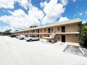 Photo for 1041 SE Monterey Road 2-15, Stuart, FL 34994 - listing #M20056908 1041 SE Monterey Road 2-15, Stuart, FL 34994