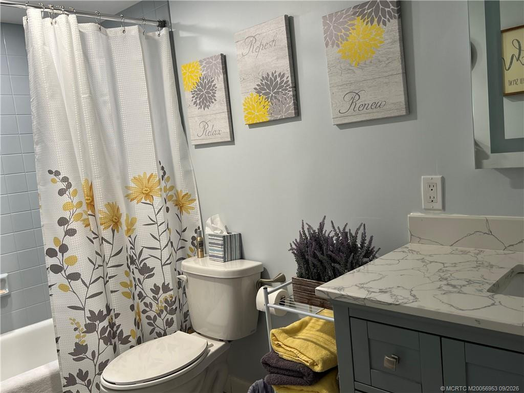 2nd Bathroom