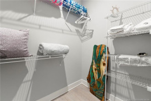 Walk in Closet