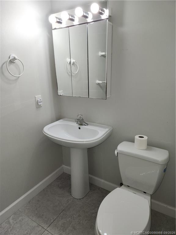 Light & bright at 4398 SE Hamilton Lane, Stuart