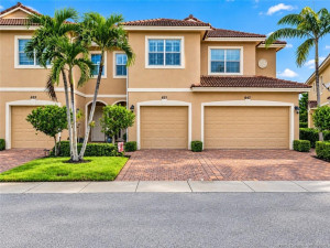 Photo for 651 SW Glen Crest Way, Stuart, FL 34997 - listing #M20056962 651 SW Glen Crest Way, Stuart, FL 34997
