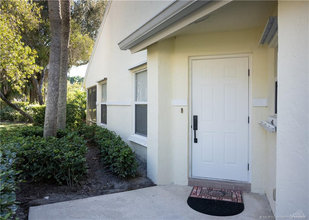 Photo 5 at 2425 SW Foxpoint Trail, Palm City