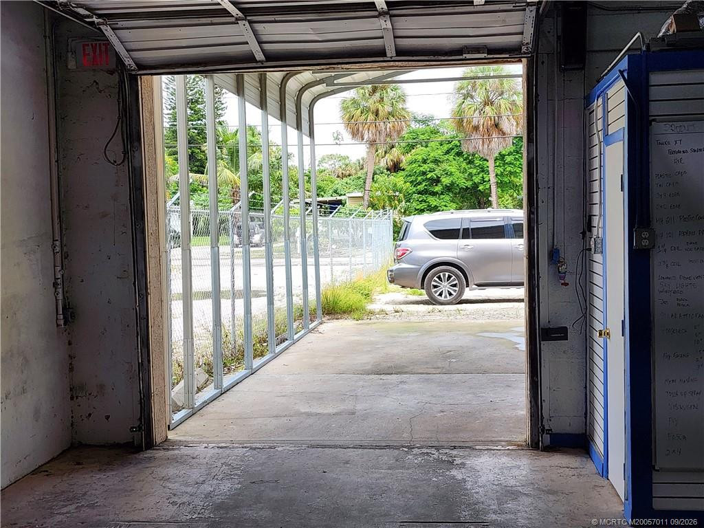 exit to rear- possible 10 parking spaces and to Seville St.