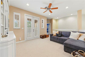 Loft that opens to balcony-great for game night!