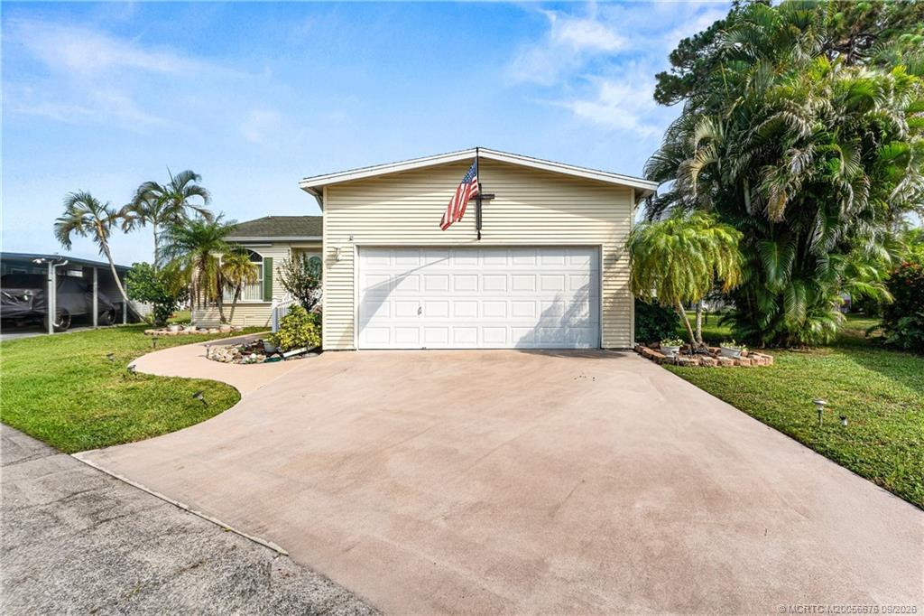3 bedroom Manufactured Home at 4237 4th Court, Maralago Cay, Lantana — photo 2