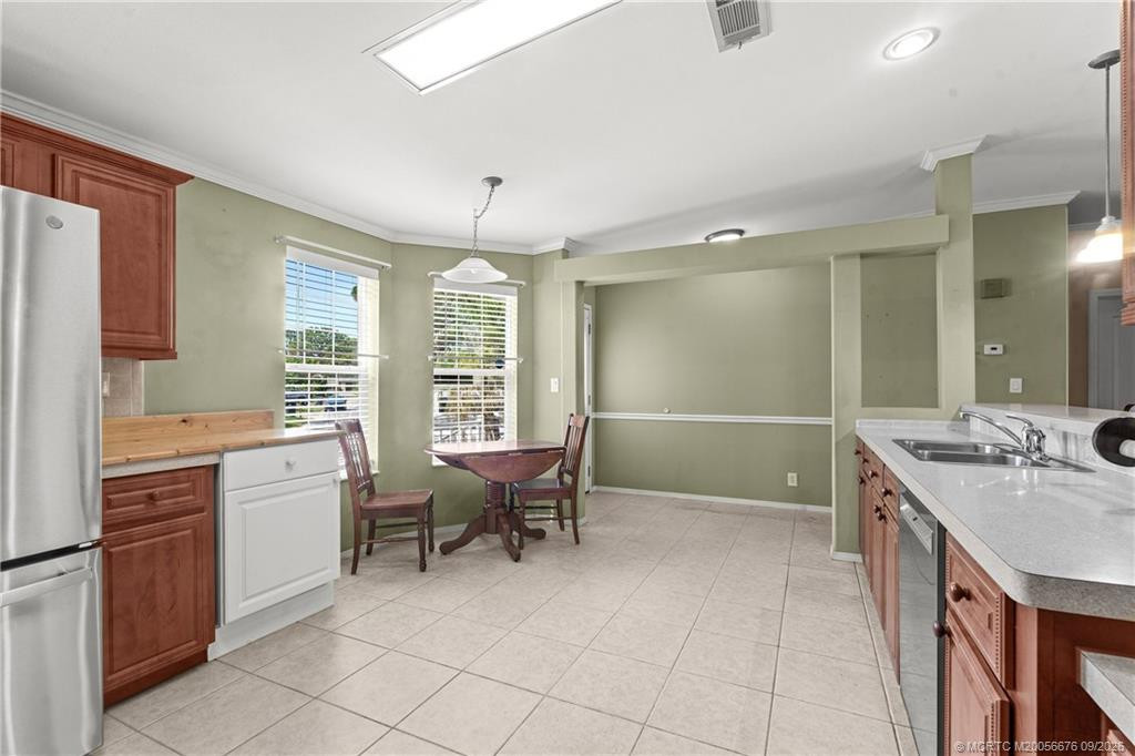 4237 4th Court, Lantana FL - photo 10 of 40