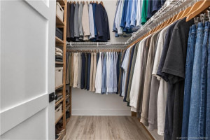 BEDROOM WALK IN CLOSET