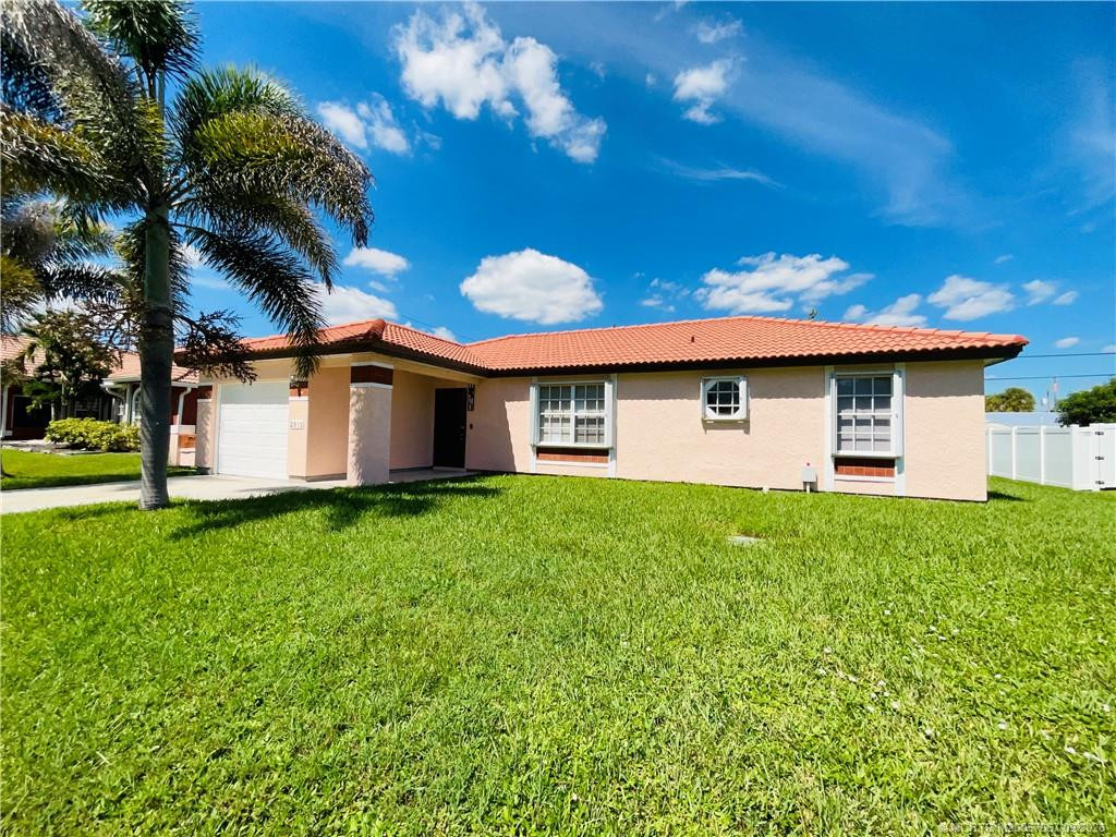 Property photo for 2813 SE Ironton Avenue, Port St. Lucie, FL 34952