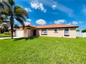 Photo for 2813 SE Ironton Avenue, Port St. Lucie, FL 34952 - listing #M20057067 2813 SE Ironton Avenue, Port St. Lucie, FL 34952