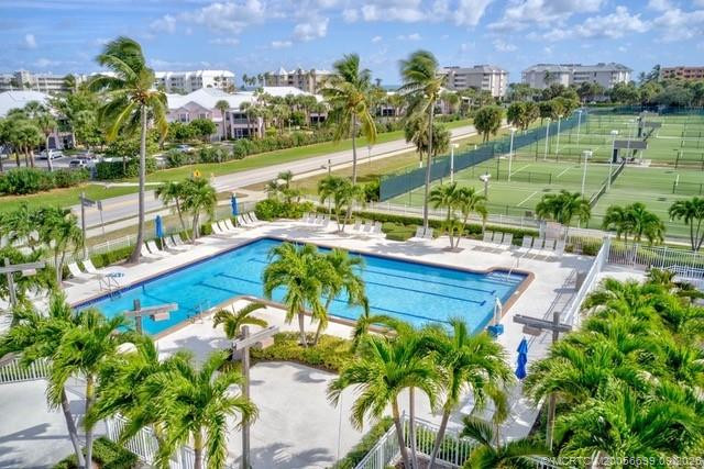 Ocean Club Membership gets you 3 other pools!