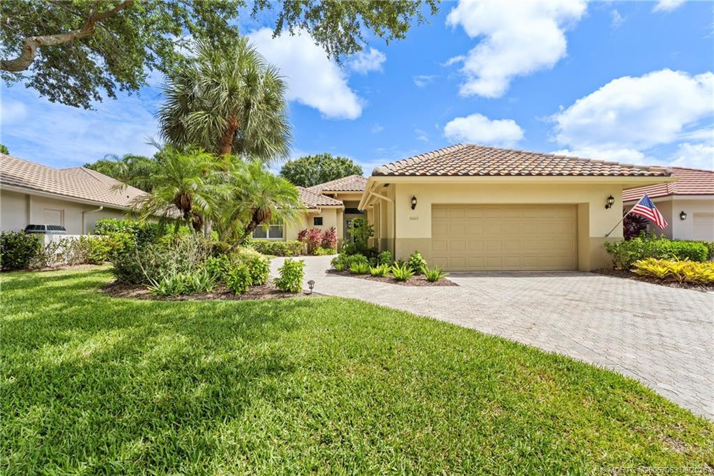 3663 SE Cambridge Drive, Stuart, FL 34997 in Stuart - property photo