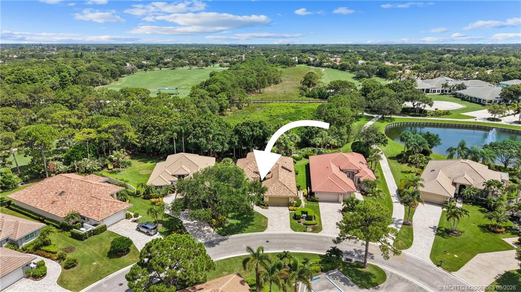3663 SE Cambridge Drive, Stuart, FL 34997 in Stuart - property photo 2