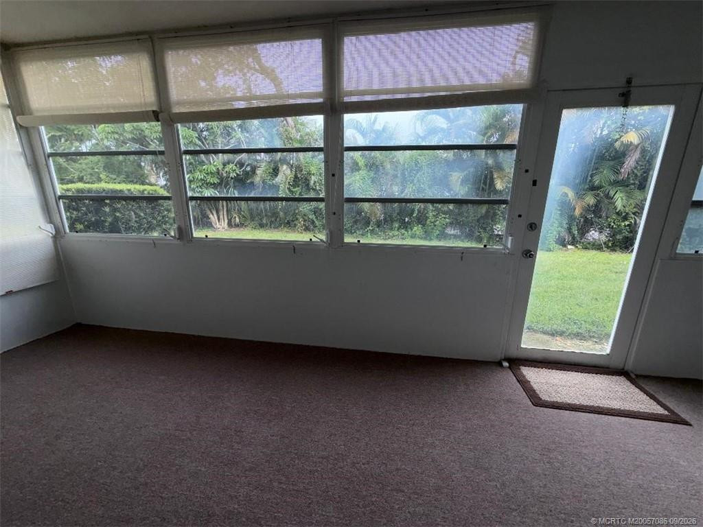 Screen porch