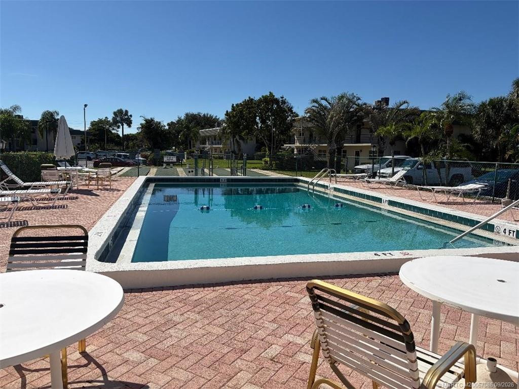 Community pool