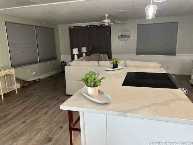 2 bedroom Mobile Home at 4144 2nd Court, Maralago Cay, Lantana — photo 4