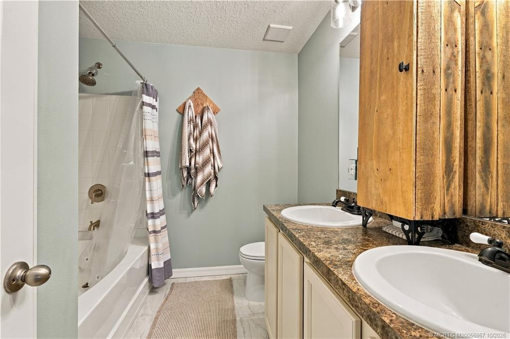 2134 SE Gaslight Street, Port St. Lucie FL - photo 20 of 41