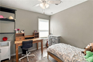 Secondary bedroom