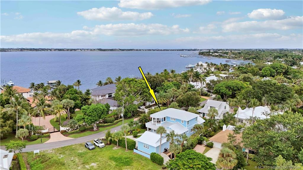 1002 SE Riverside Drive, Stuart FL - photo 10 of 71