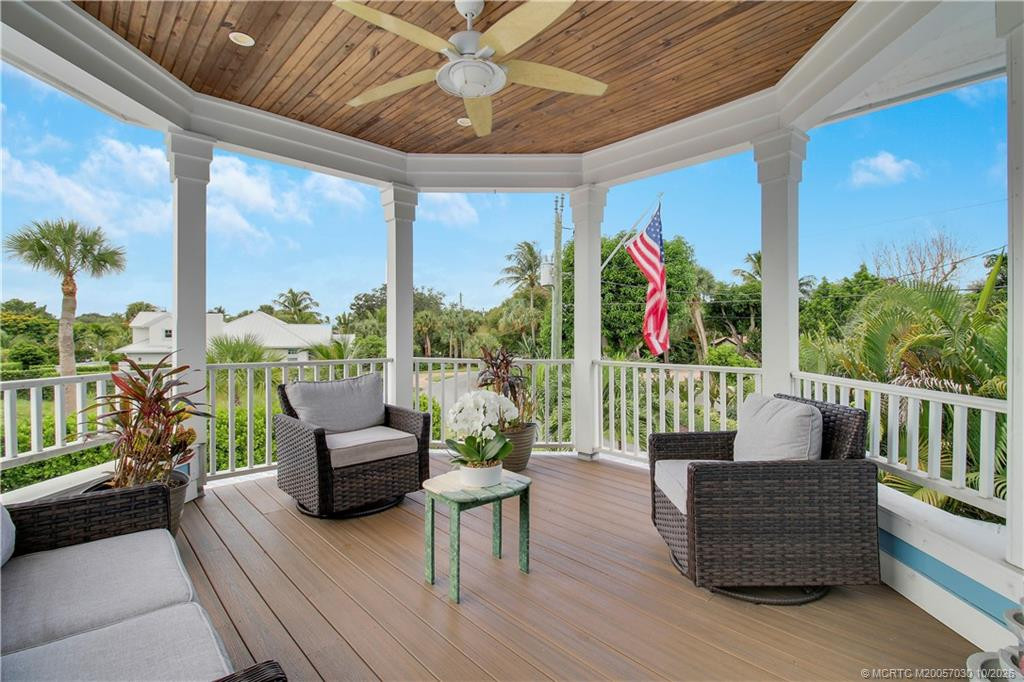 2nd floor balcony