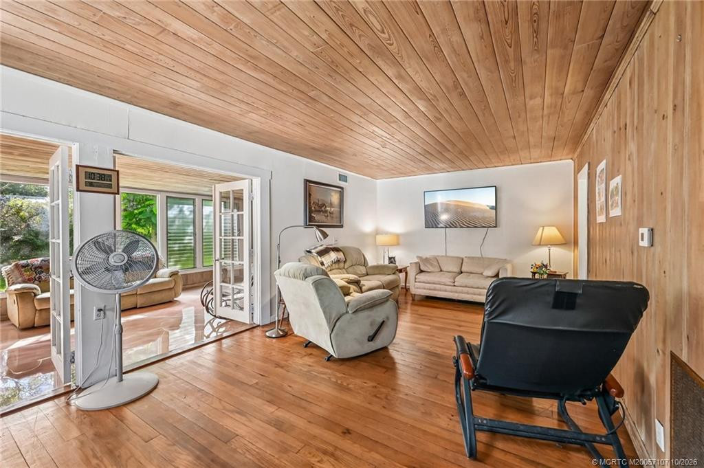 3037 Sunrise Boulevard, Fort Pierce FL - photo 8 of 60