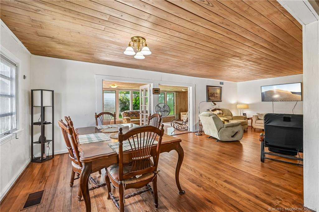 3037 Sunrise Boulevard, Fort Pierce FL - photo 12 of 60