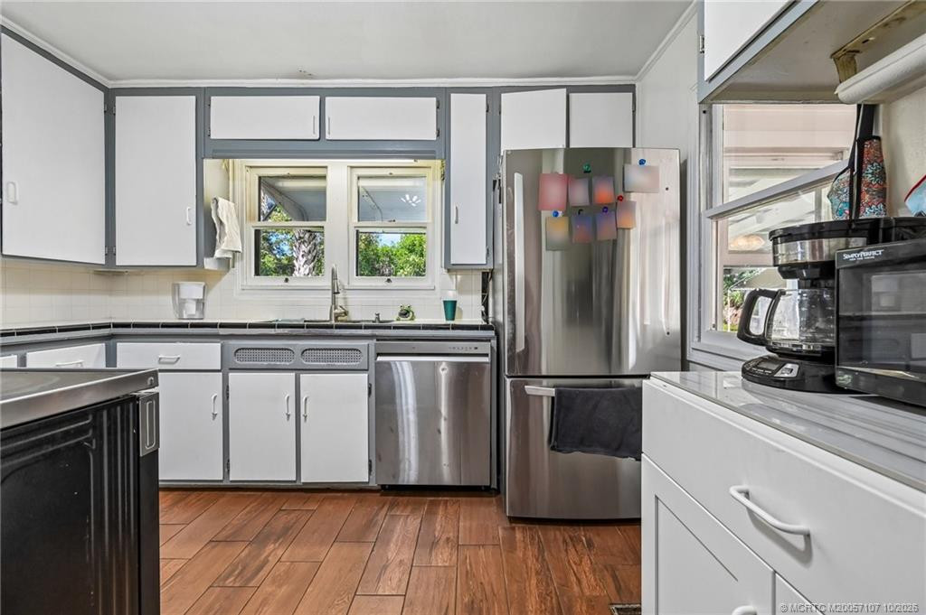 3037 Sunrise Boulevard, Fort Pierce FL - photo 14 of 60