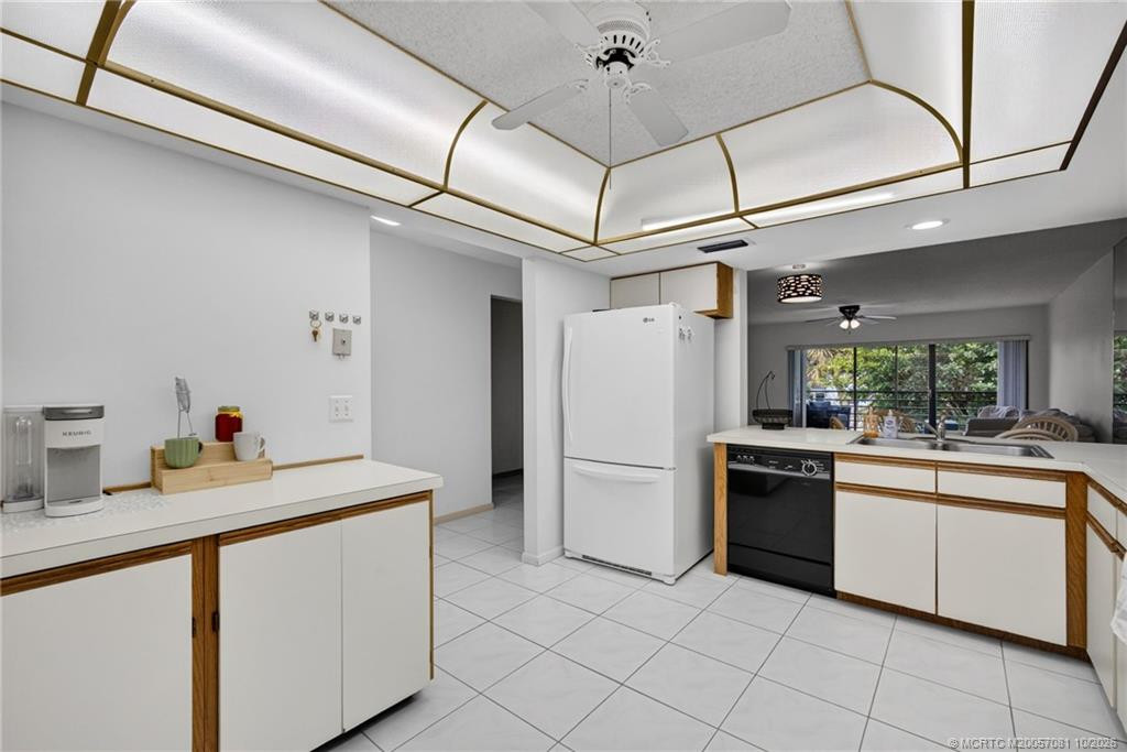 1831 SW Palm City Road C402, Stuart, FL 34994 in Stuart - property photo 6