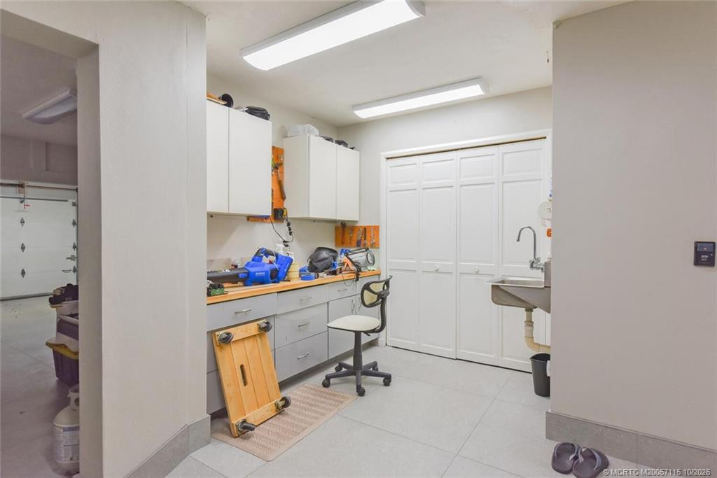 Workshop area in garage