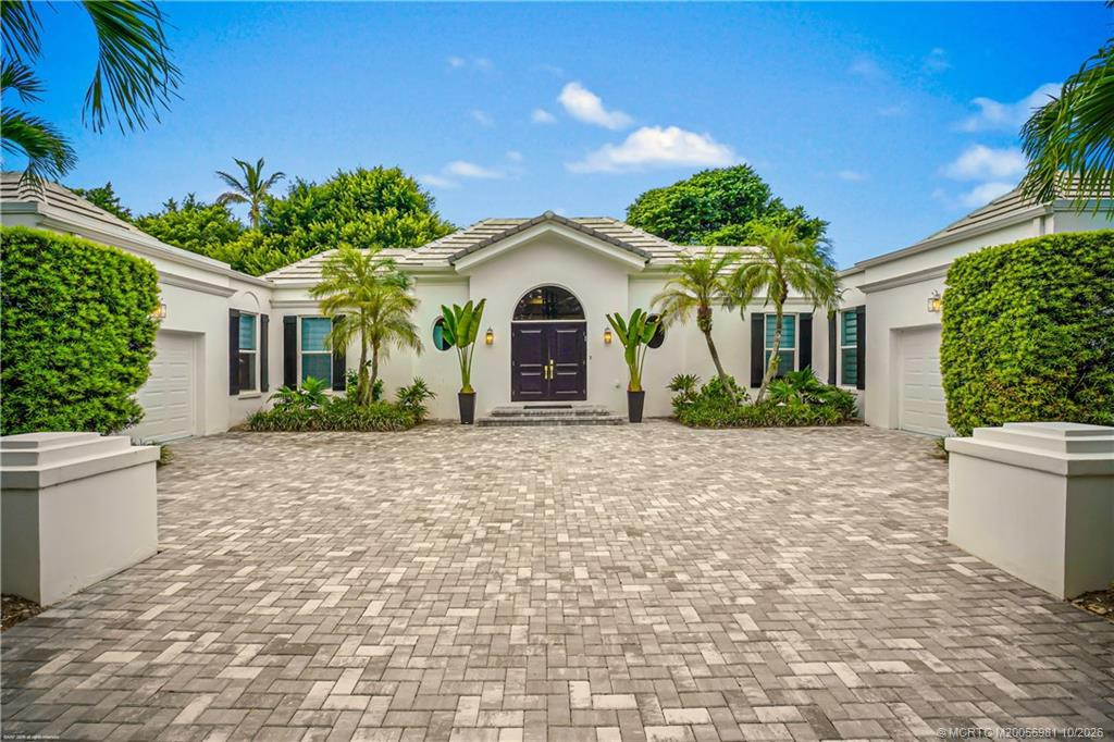 18397 SE Heritage Drive, Jupiter, FL 33469 in Jupiter - property photo 6