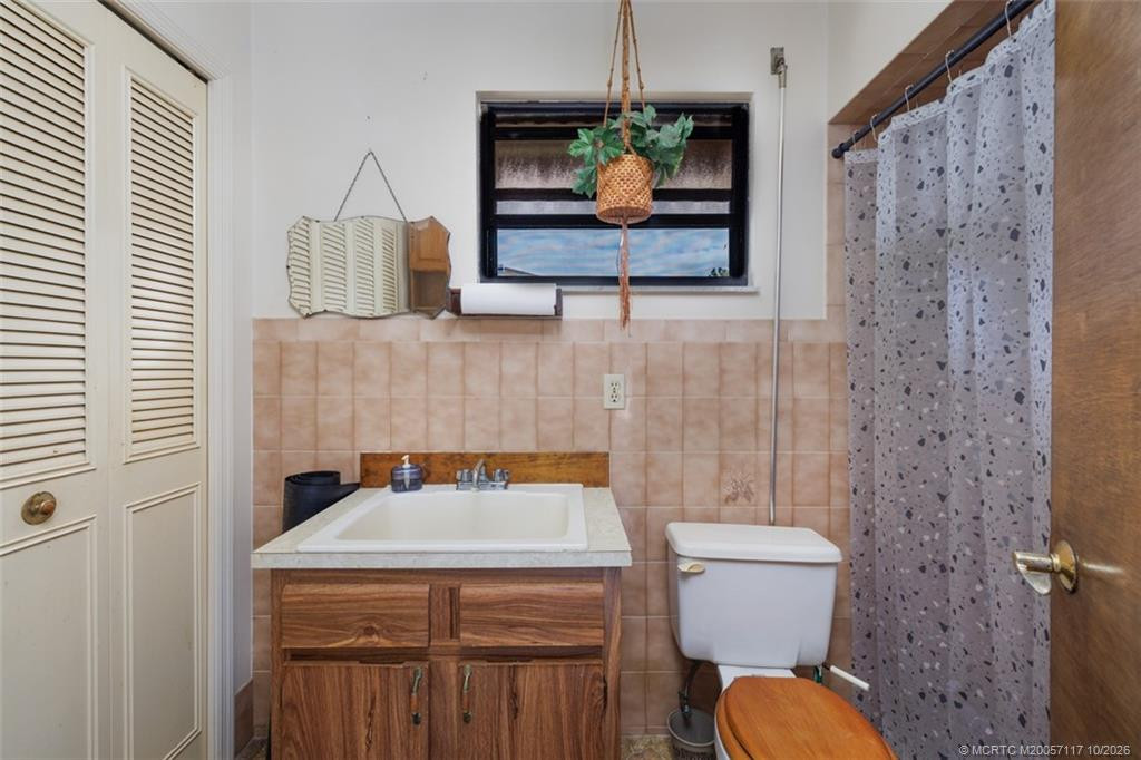 Cabana Bathroom