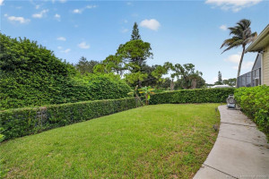 Fenced side yard for pets or children