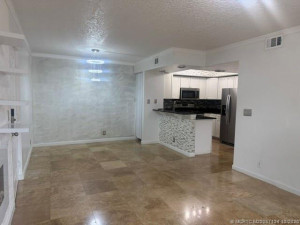 DININGROOM AREA OFF THE KITCHEN