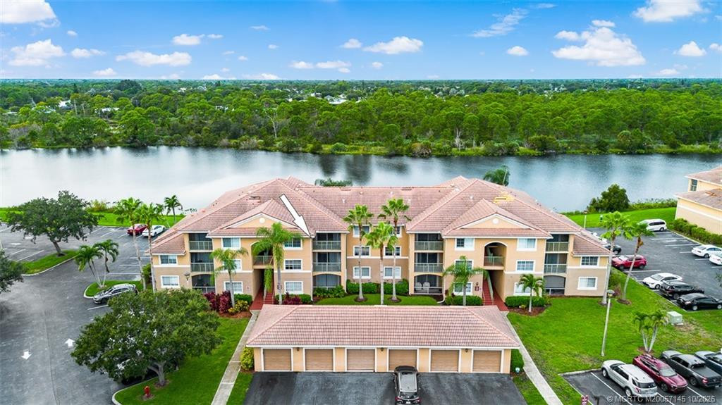 2 bedroom Condominium at 3670 NW Mediterranean Lane, Portofino/Jensen Beach, Jensen Beach — photo 1