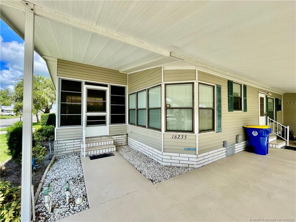 2 bedroom Manufactured Home at 16235 SW Indianwood Circle, Indianwood Golf & Country Club, Indiantown — photo 4