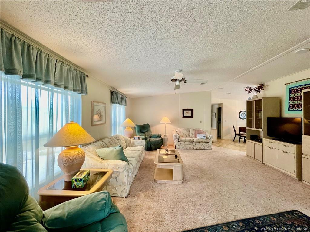 16235 SW Indianwood Circle, Indiantown FL - photo 10 of 32