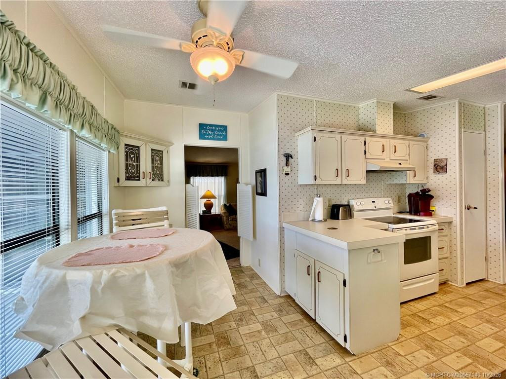 16235 SW Indianwood Circle, Indiantown FL - photo 18 of 32
